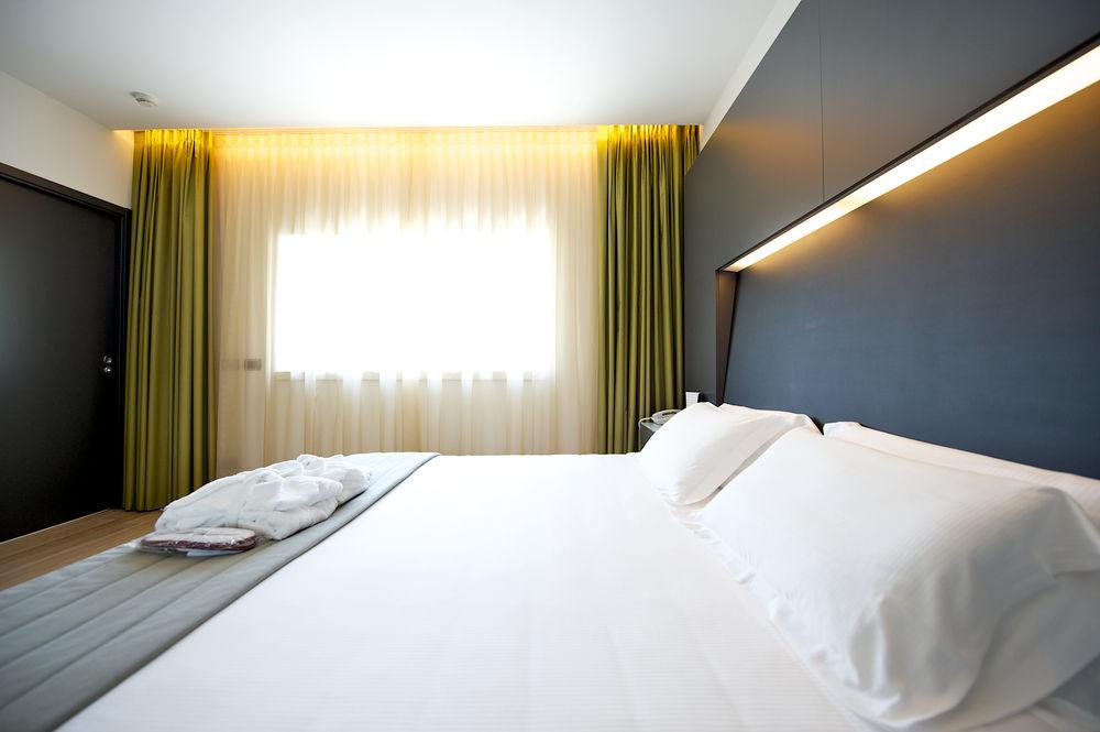 Mercure Nerocubo Rovereto Rovereto  Kültér fotó